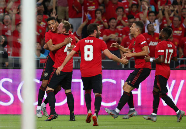 Ở phút 76, tiền đạo 17 tuổi Mason Greenwood có pha xử lý gọn gàng, dứt điểm quyết đoán ghi bàn mở tỷ số.