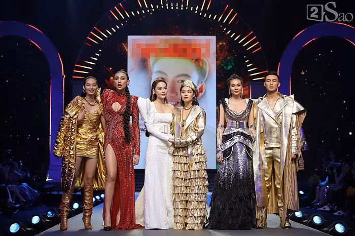 Chung ket The Face 2018: Khan gia phan no voi truc trac am thanh, noi dung lan man