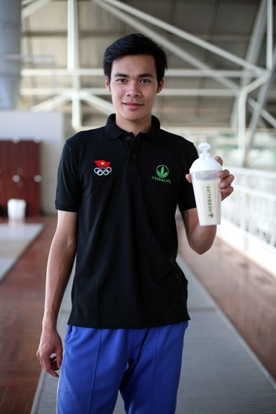 Nguyễn Tiến Nhật là VĐV đấu kiếm của Đoàn TTVN tham dự SEA Games 28. Tiến Nhật sinh ngày 5/4/1990 tại TP HCM.