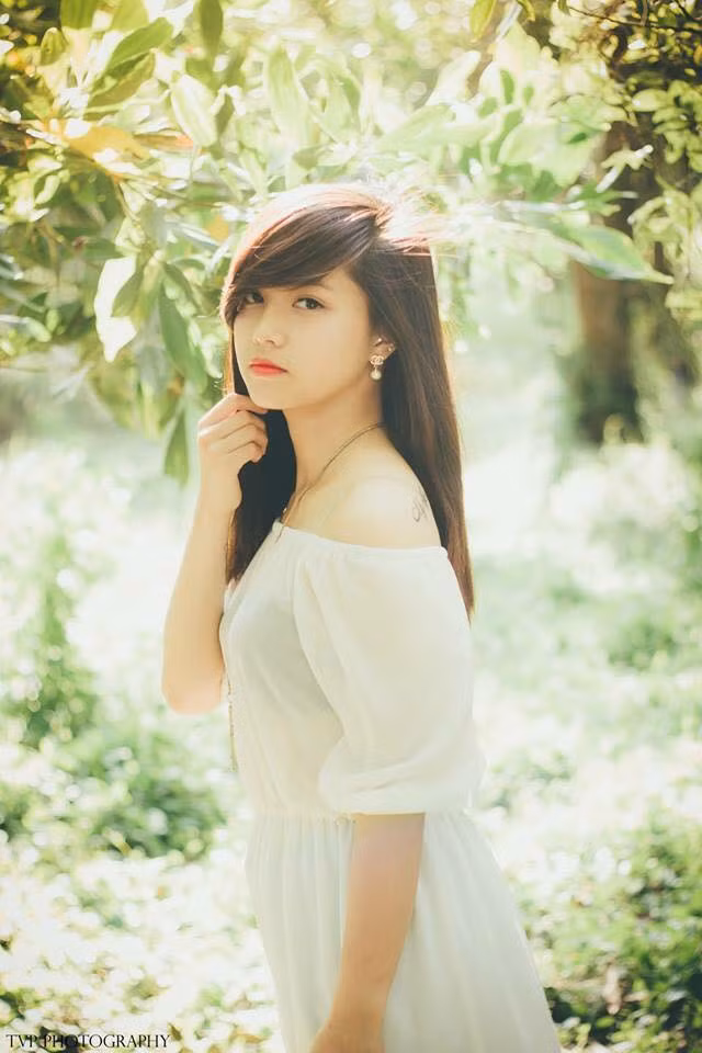 Theo một số nhận xét từ bạn bè, Ngọc Anh không chỉ xinh đẹp mà cô còn là cô gái vui vẻ, hòa đồng và được lòng vô cùng nhiều người. Ảnh: FBNV.