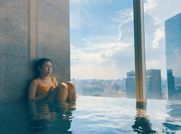 Tình bạn giữa Trang Hý và Kiều Trinh đã chắp cánh tạo nên biết bao nhiêu là câu chuyện bá đạo, hài hước. Nhiều người sẽ không tin vì cả hai là hai thái cực hoàn toàn khác nhau nhưng cứ chăm theo dõi hai nhân vật chính là bạn sẽ hiểu vì sao họ là bộ đôi khó tách rời.