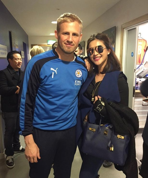 Nickname Harry Maguire một CĐV của CLB Leicester City bày tỏ: "Nusara Suknamai, tôi đã từng được tiếp xúc với cô ấy tại CLB và sự ra đi của cô ấy lẫn Vichai là quá sức tưởng tượng với chúng tôi những người yêu CLB".