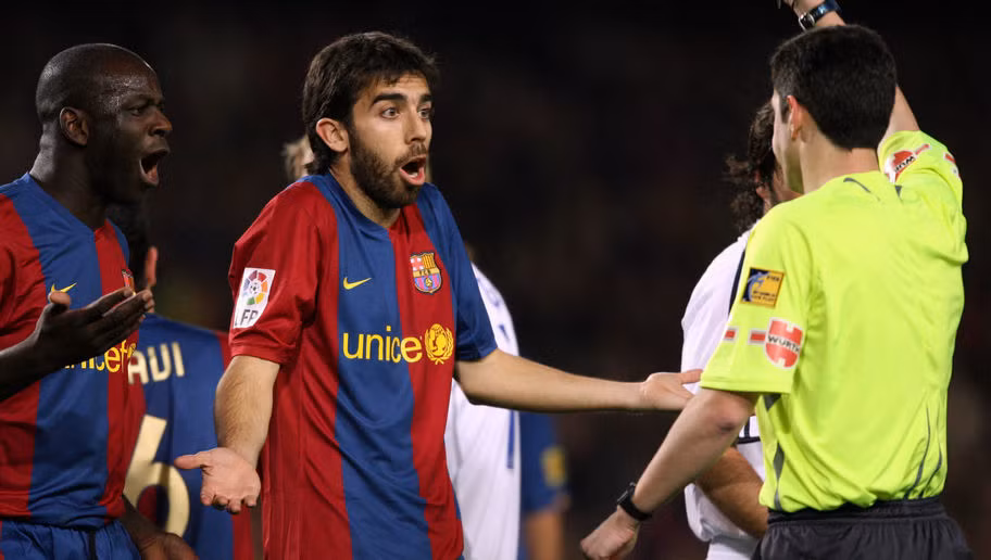 Oleguer là hậu vệ đa năng người Hà Lan đã từng vô địch UEFA Champions League cùng với Barcelona mùa giải 2004/2005. Tuy vậy, nếu không phải phải là một fan của CLB xứ Catalan hay am hiểu bóng đá tường tận, khó ai nhớ đến cái tên này hoặc đã từng nhớ nhưng rồi lãng quên.