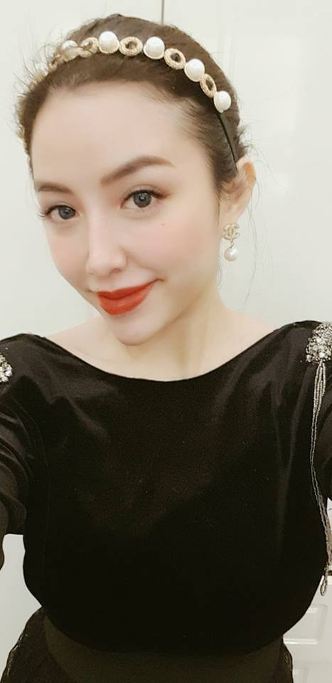 Đa phần đều chúc mừng Linh Phạm và cho rằng, phụ nữ hiện đại không chỉ biết cách làm đẹp mà còn phải kiếm tiền để "thỏa mãn" bản thân và khẳng định chỗ đứng trong xã hội.