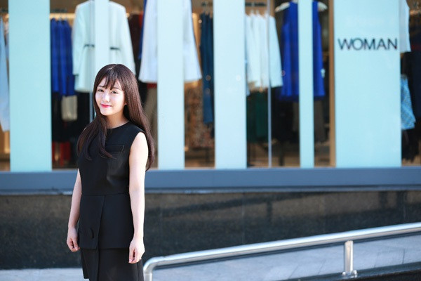 Ra đời và chập chững kinh doanh, Linh Phạm lấy phương châm: "Phụ nữ nhất định phải làm chủ tài chính để có thể làm chủ cuộc đời", hot girl Hà thành giờ không chỉ có gia đình mà cô còn có cả vốn liếng tự tay làm nên.