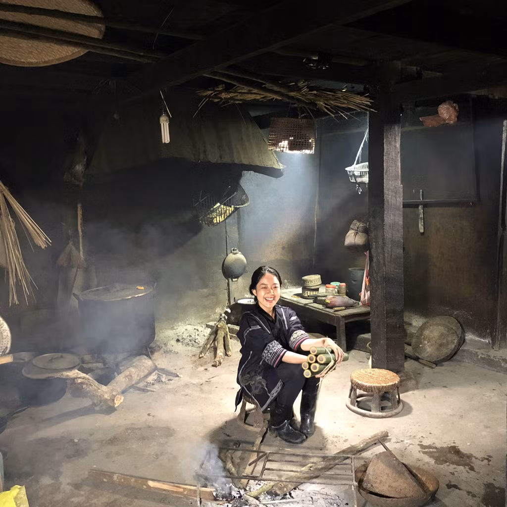 Nữ biker chính Nguyễn Khánh Vương Anh (23 tuổi) không phải người con của núi rừng Tây Bắc như nhiều dân mạng nghĩ, mà quê ở tỉnh Kiên Giang - miền Tây sông nước.