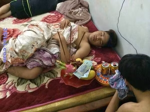 Bị tế sống đã từng trở thành trào lưu hot trên mạng xã hội.