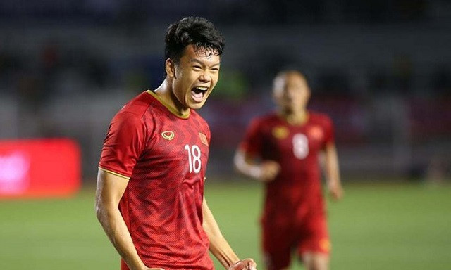 Sự có mặt của Thành Chung không chỉ khiến NHM tin tưởng trong khâu phòng ngự mà những pha lên tham gia tấn công của trung vệ này đều đạt hiệu suất ghi bàn khá cao, điển hình như pha đánh đầu ngược tung lưới Indonesia vừa qua.