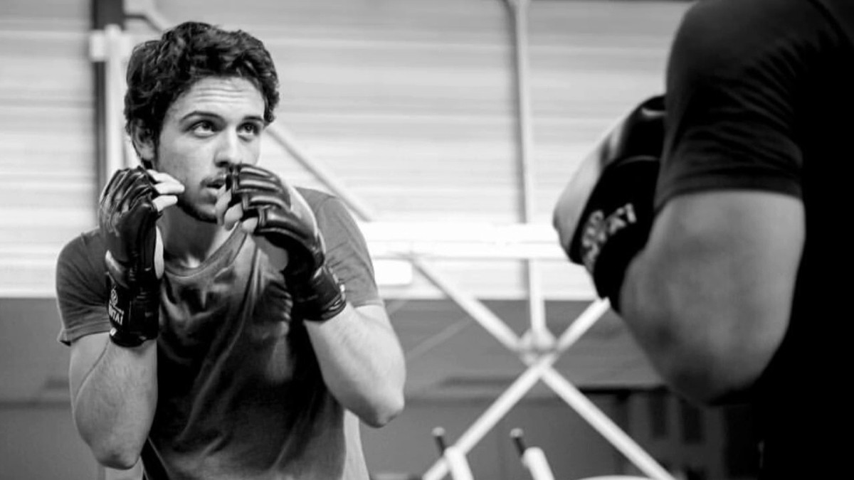 Ngam tron cac chang Hoang tu doc than quyen luc tren the gioi-Hinh-3