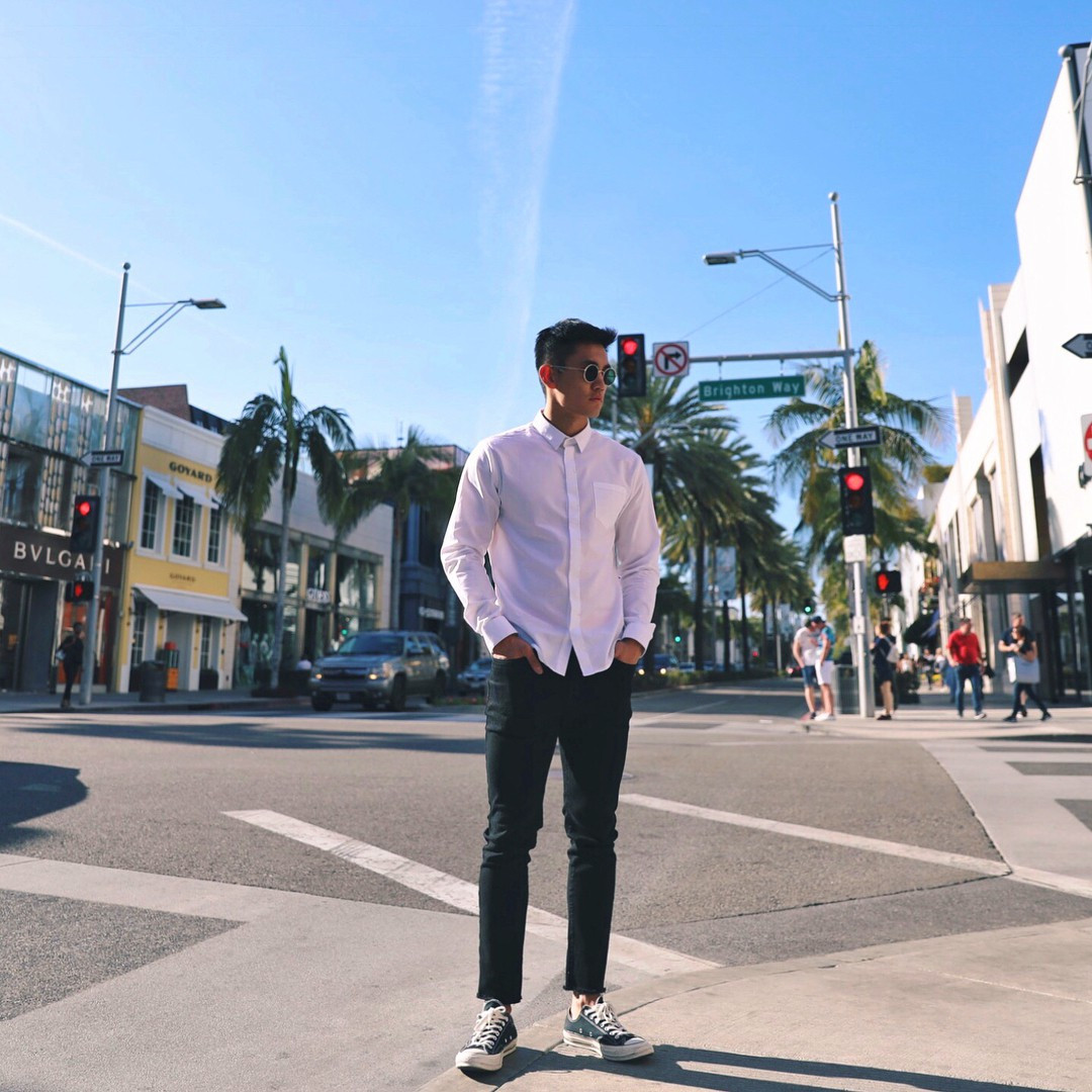 Đúng là dáng người đẹp nên Peter mặc đồ gì lên người cũng khiến hàng vạn trái tim phải đổ gục dưới chân.