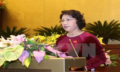 Tien hanh mien nhiem Pho Chu tich va Uy vien Hoi dong bau cu