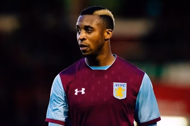 Chuyển nhượng bóng đá từ Anh, Aston Villa xác nhận tiền đạo Jonathan Kodjia được CLB Al-Gharafa của Qatar hỏi mua với giá 7 triệu bảng.