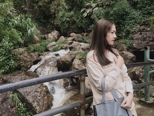 Sau kỳ thi THPT Quốc gia với kết quả khá tốt, Lan Hương hy vọng sẽ đậu vào ngành Quản trị Kinh doanh như nguyện vọng, là bước đệm vững chắc để cô theo đuổi niềm đam mê kinh doanh của mình.