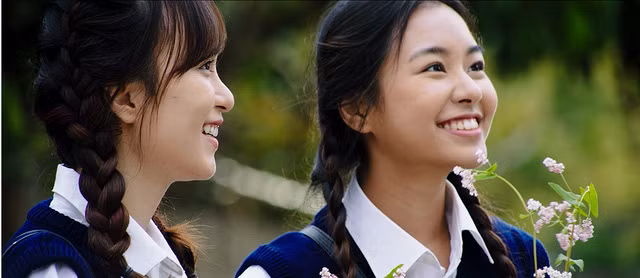 Co gai Ha thanh dep trong veo tua nu sinh Nhat Ban