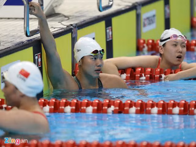 Thầy của Viên là HLV Đặng Anh Tuấn cũng bàng hoàng, không nói nên lời. Phải mất khá nhiều thời gian sau, ông Tuấn mới cho biết: "Tôi không thể hiểu nổi tại sao Viên lại đạt thành tích thấp đến thế. Nếu Viên đạt mức 4 phút 36 giây thì đã có thể giành HCB hôm nay".