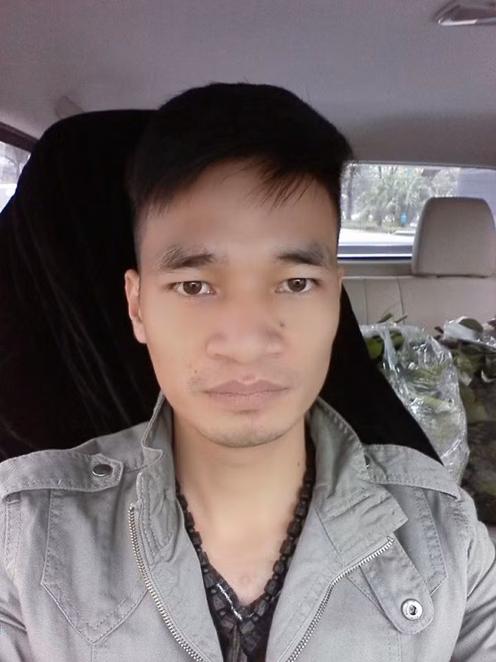 Dù chưa biết được ý định trong tương lai của Lệ Rơi ra sao nhưng có thể nhìn thấy ngay rằng, sau khi bất ngờ nổi tiếng và nhận nhiều thất bại trở về, hình ảnh của anh chàng người Hải Dương này đã thay đổi nhanh chóng mặt.