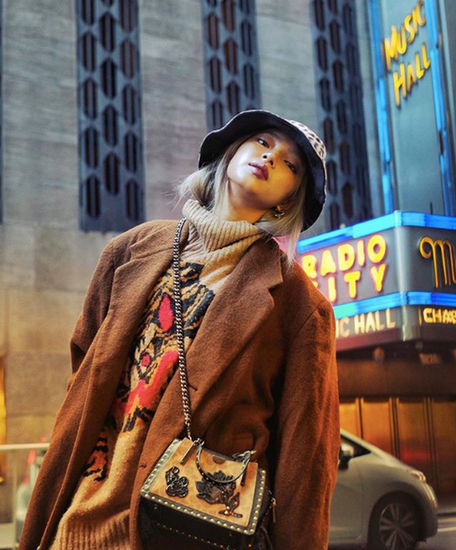 Ai nhìn vào ngôi nhà ảo này của Châu Bùi đều có thể thấy cô nàng chăm chút cho nó như thế nào.