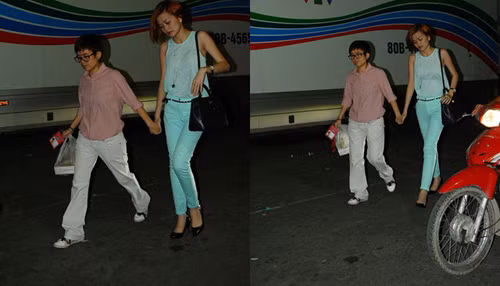 Phát biểu về mối quan hệ bị nghi ngờ này, Phương Uyên và Thiều Bảo Trang một mực phủ nhận. Nhạc sĩ Phương Uyên lên tiếng cho biết cả hai chỉ dành cho nhau tình cảm ngưỡng mộ hơn tình bạn. "“Trang yêu quý, ngưỡng mộ tôi. Đây có thể là một tình cảm mà mọi người nghĩ đi quá xa, thực ra không có gì hết. Tôi cũng thương các thí sinh khác. Hầu như, đội nào cũng tới nhà tôi, không phải ở mà đến học hát. Từng đứa một đến học theo lịch từ sáng tới tối, ăn cơm rồi về”, nữ nhạc sĩ chia sẻ.