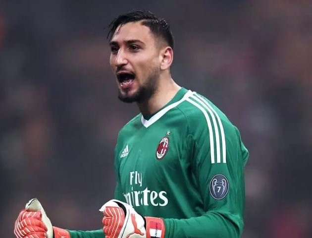 PSG đang chuẩn bị một lời đề nghị trị giá 50 triệu euro cho Gianluigi Donnarumma, nếu AC Milan không thể giành vé dự UEFA Champions League mùa tới.