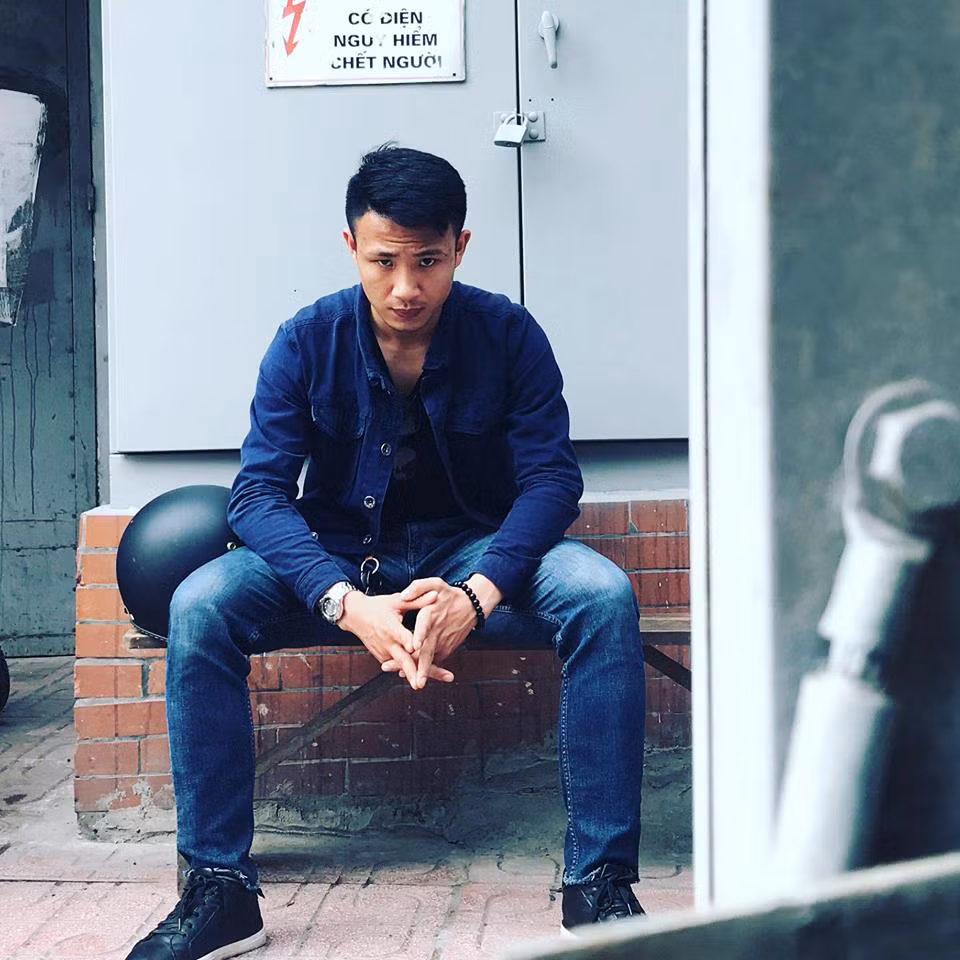 Nhưng chàng trai người Hải Dương lại ít khi nhận lời để gắn cuộc sống của mình trở thành 1 BTV thể thao của đài VTV.