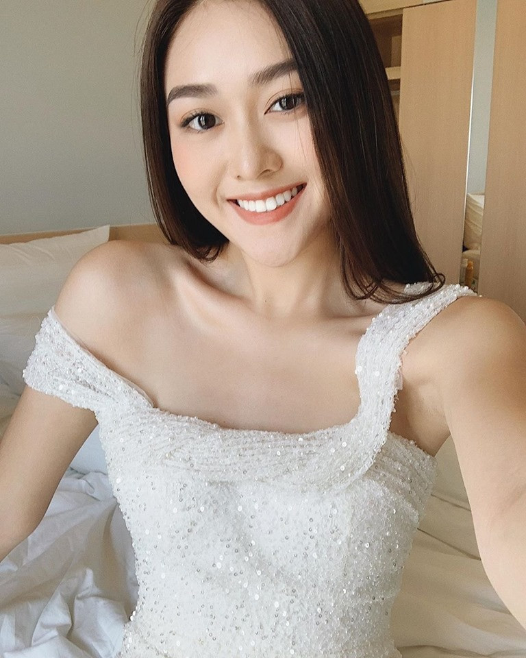 Chỉ dừng chân ở vị trí Á hậu 2, Nguyễn Tường San khiến không ít người tiếc nuối. Bởi ngay từ vòng thi chung khảo miền Bắc, cựu hot girl trường Phan Đình Phùng đã được coi là một trong những ứng viên nặng ký cho vương miện hoa hậu khi sở hữu nhan sắc xinh đẹp và body siêu chuẩn.