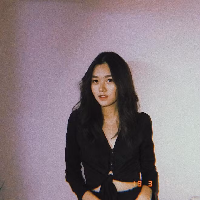 Đẹp nhẹ nhàng, tinh tế, Á hậu 2 Hoa hậu Thế giới Việt Nam 2019 gây mê CĐM.