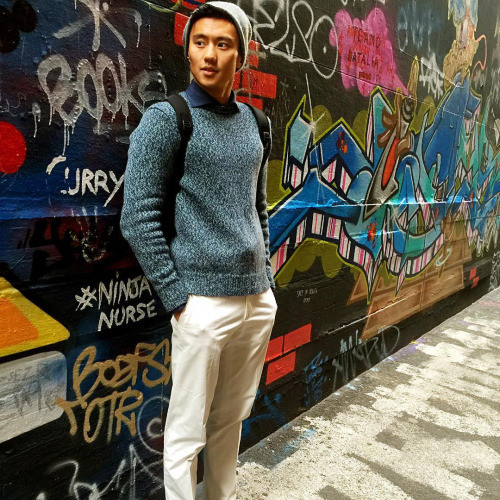 Bên cạnh đó, Ning còn là một người mẫu thời trang được nhiều hãng thời trang săn đón bằng những bản hợp đồng có trị giá khá khủng.