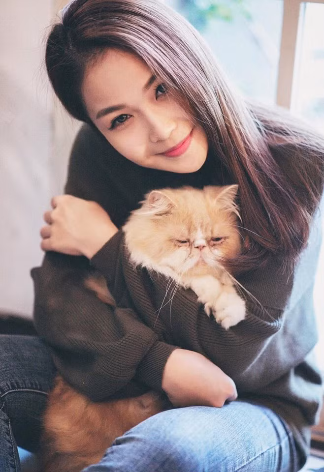 Tham gia vào The Voice 2013 đã giúp cô gái trẻ đến từ Nghệ An nhận ra nhiều điều, đó là từ kĩ năng thanh nhạc của mình còn nhiều hạn chế nên một lần nữa, Ngọc Trâm lại tìm cho mình một mảnh đất thích hợp hơn để phát triển và đó không đâu tốt hơn TP HCM.