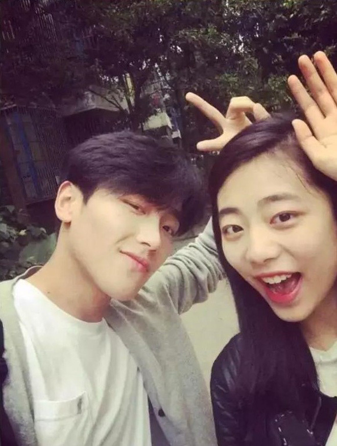 Trước khi bắt đầu hành trình giảm cân lột xác của mình, chàng trai 9X Trung Quốc sở hữu cân nặng hơn 92kg. Theo chia sẻ, những năm đầu đại học Trần Thánh không được dễ chịu cho lắm vì thân hình có phần ục ịch, nặng nề của mình.