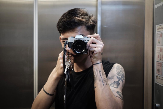 Gặp đối thủ mạnh là Qatar tại vòng tứ kết, tiền đạo trẻ này tiếp tục ghi một bàn thắng rút ngắn cách biệt còn 1-2 nhưng cũng không thể giúp đội bóng Thái Lan đi tiếp.