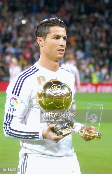 Cristiano Ronaldo là người đã đóng góp 2 trong 8 lần CLB Real Madrid đoạt danh hiệu cao quý này.