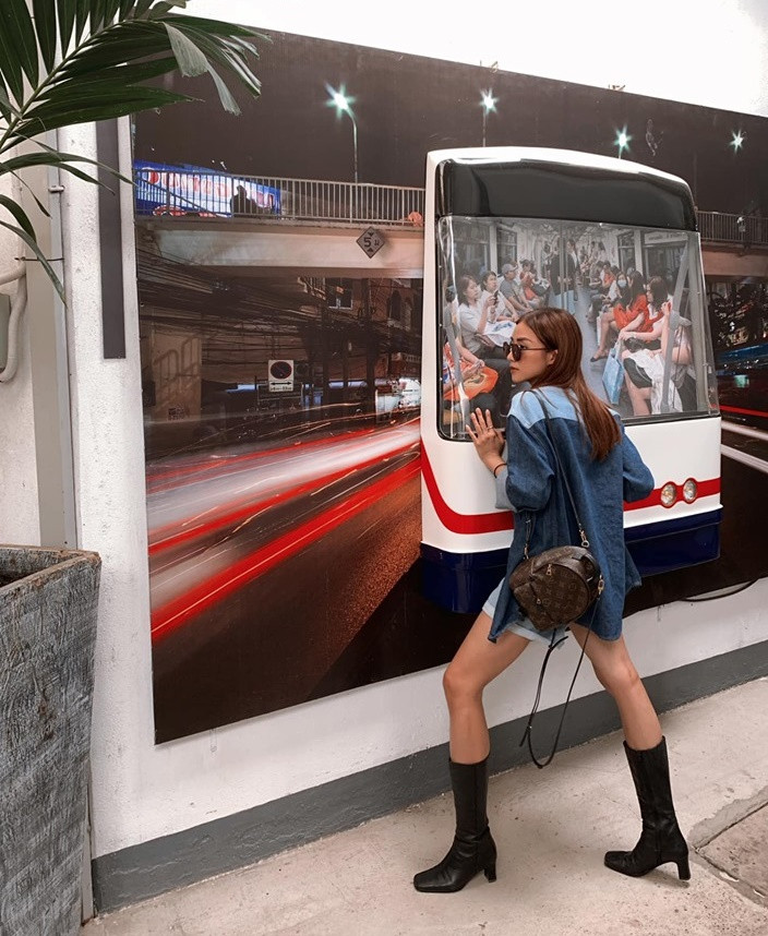 Salim khoe ảnh sống ảo bá đạo, khép lại tin hot girl - hot boy Việt.