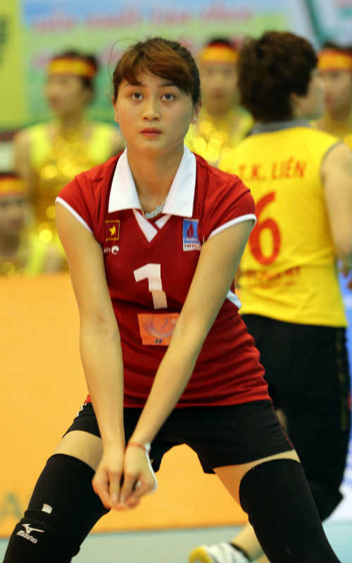 Trần Thị Thảo sinh năm 1991 hiện tại đang là chủ công của CLB Thông tin Liên Việt Bank.