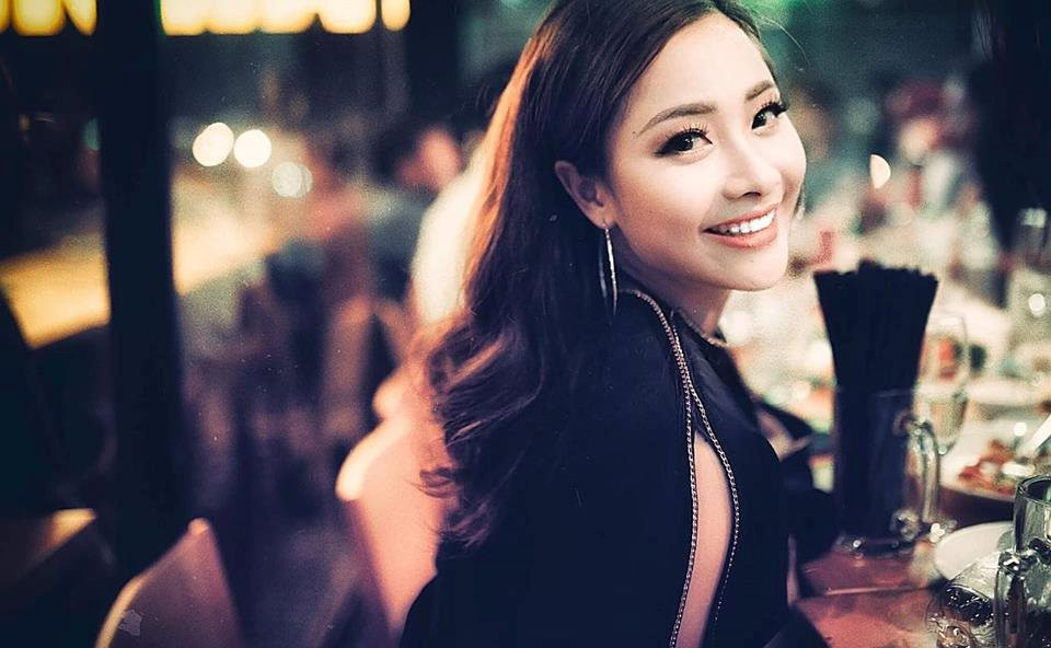 Ngoài sở hữu một loạt bộ phim đình đám, Huyền Thạch còn là người mẫu quảng cáo khá đắt show cho các nhãn hàng. Cô nàng cũng từng tham gia vào cuộc thi HHT Icon 2010 và đã giành được danh hiệu Icon thân thiện trong cuộc thi chung kết toàn quốc. Bên cạnh đó, cô từng tham gia cuộc thi Miss Teen 2011 và lọt vào Top 20 thí sinh xuất sắc.