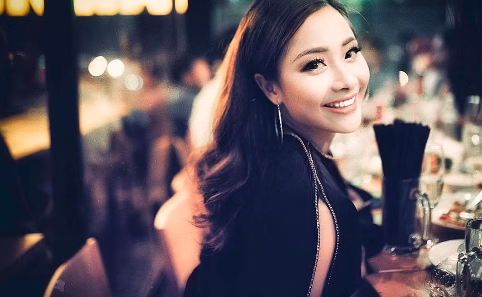 Ngoài sở hữu một loạt bộ phim đình đám, Huyền Thạch còn là người mẫu quảng cáo khá đắt show cho các nhãn hàng. Cô nàng cũng từng tham gia vào cuộc thi HHT Icon 2010 và đã giành được danh hiệu Icon thân thiện trong cuộc thi chung kết toàn quốc. Bên cạnh đó, cô từng tham gia cuộc thi Miss Teen 2011 và lọt vào Top 20 thí sinh xuất sắc.