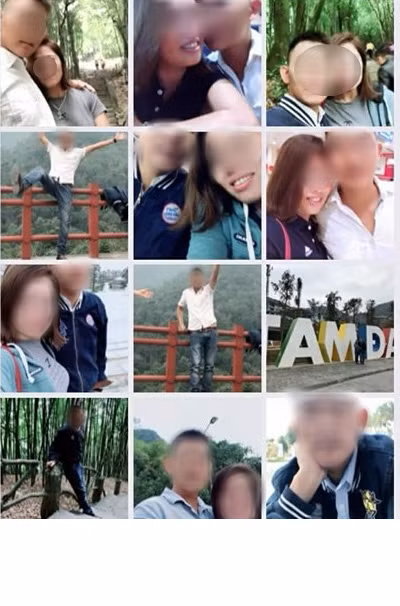 Còn đi chơi với bồ thì tươi như hoa.