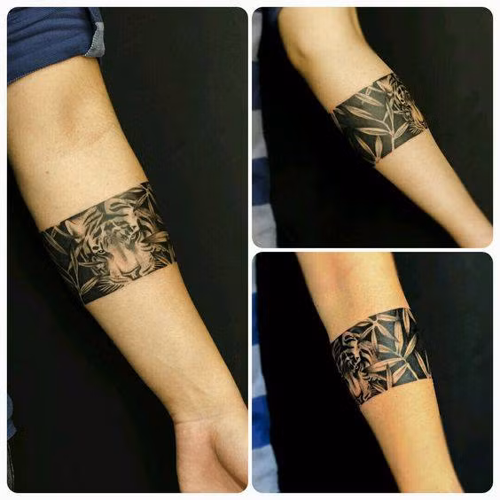 Ảnh sử dụng trong bài: The Hand Jobs.