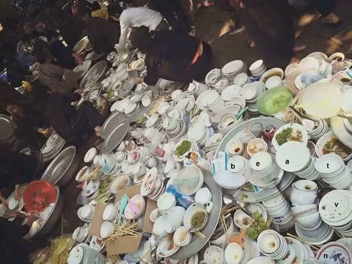 Nỗi lo rửa bát ngày Tết thực sự khiến nhiều chị em phải khủng hoảng. Vì vậy, không bỗng nhiên mà nhiều chị em phải thốt lên rằng: "Đang yên đang lành thì Tết xong đang yên đang lành thì hết Tết".