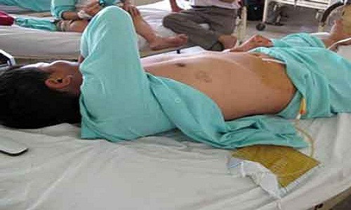 Ghen tuong, vo noi con gian cat phang 