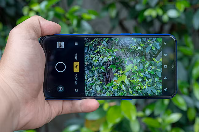 Camera có nhiều chế độ chụp đa dạng tích hợp AI.