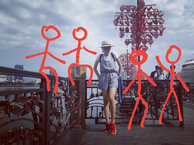 Trên trang cá nhân của mình, Kim Oanh kể: "Mình có 2 hội chị em, một là hội bạn cấp ba, hai là hội bạn đại học. Tất cả 2 hội đều là 5 đứa con gái chơi thân với nhau. Ngày trước mình với tụi bạn có từng nói với nhau rằng, mỗi mùa hè phải đi một nơi nào đấy du lịch cùng nhau. Thế nhưng, vì nhiều lí do mà chưa bao giờ đi đầy đủ cả nhóm cả".