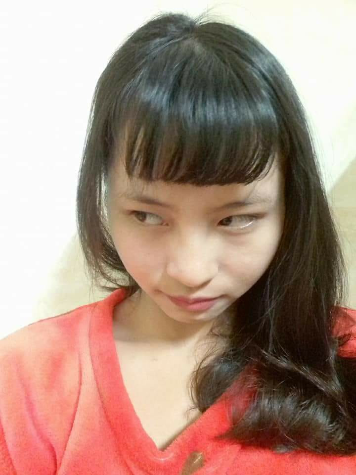 Vì vậy, hội chị em đã đúc kết rằng tự cắt tóc mái chính là một màn đặt cược, một trò chơi mạo hiểm không hơn không kém, nếu thắng bạn sẽ có kiểu tóc "xịn xò" như idol Hàn Quốc và thua thì chấp nhận mái tóc nham nhở.