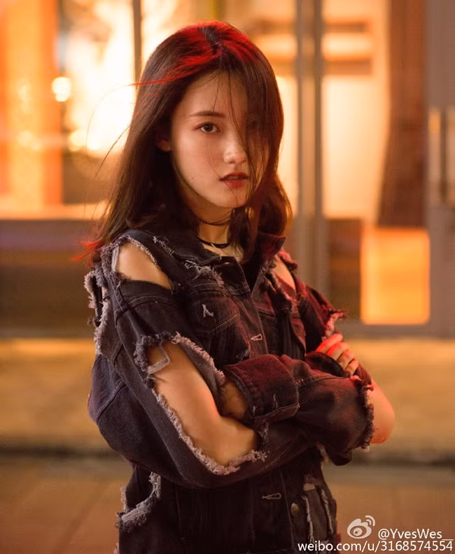 Ngắm vẻ xinh đẹp của cô nàng hot girl xinh đẹp Vũ Vi của Trung Quốc. Ảnh trong bài: Weibo.