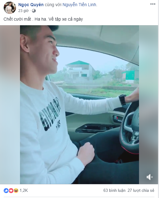 Tiến Linh dành nhiều thời gian để tập lái xe.
