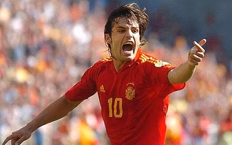 Fernando Morientes cũng là một tên tuổi khác của Real Madrid nằm trong top những chân sút tốt nhất trong màu áo của ĐT Tây Ban Nha với 27 bàn thắng sau 47 lần khoác áo.
