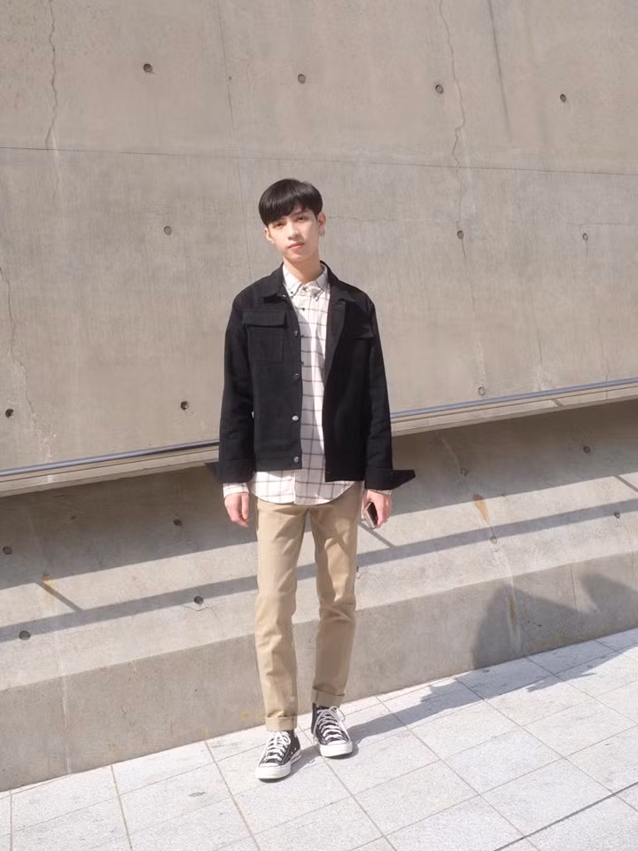 Cũng chính từ việc có guu thẩm mỹ khá tốt của cá nhân, mới đây Anh Đức tiếp tục trở thành gương mặt Việt Nam duy nhất xuất hiện tại tuần lễ thời trang Xuân Hè Seoul Fashion Week với vai trò trợ lý.