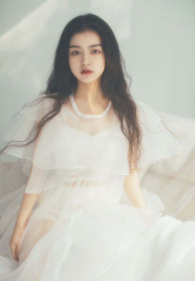 Cùng ngắm nhìn những hình ảnh cực đẹp của nữ sinh Trung Quốc khoe vẻ thuần túy được ví như thiên thần tỉ tỉ.