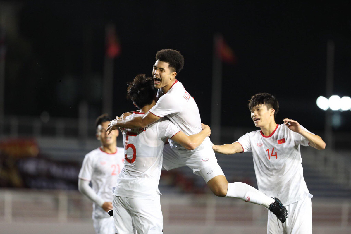 Chiến thắng với tỷ số tối thiểu trước U22 Singapore, U22 Việt Nam gần như chắc chắn có tấm vé vào vòng bán kết SEA Game 30.