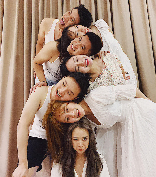 Những bức ảnh được Kiều Ly cố tình chụp theo style hài hước để có những khoảnh khắc vui vẻ với bạn bè.