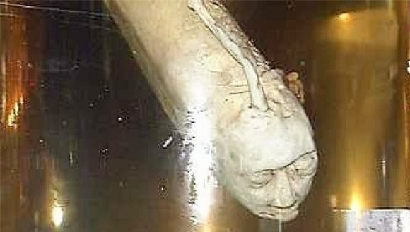 Am anh loai ca mat nguoi tai Thai Lan co the can thung tau thuyen